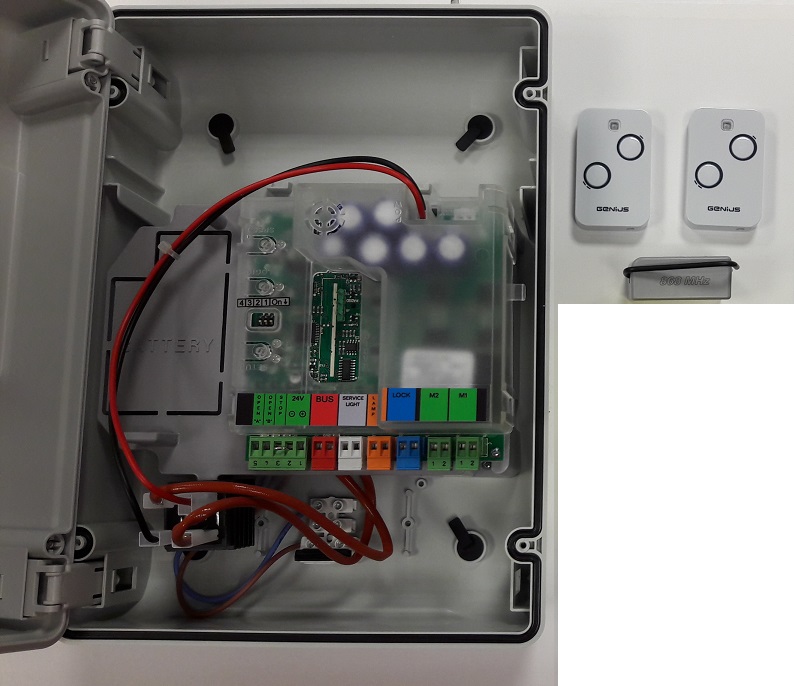 BRAIN-15 + radio et 2 télécommandes. Pour moteurs 24 v